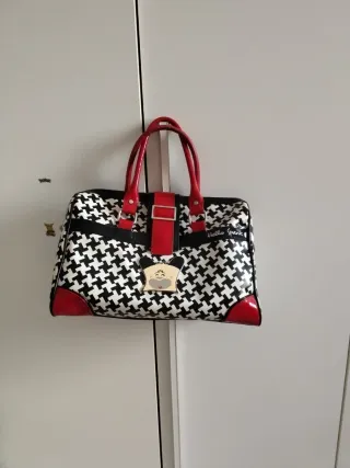 Borsa bauletto Hello Spank ecopelle lucida