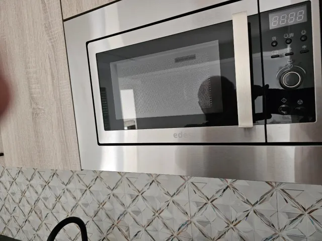 Microondas Edesa empotrable