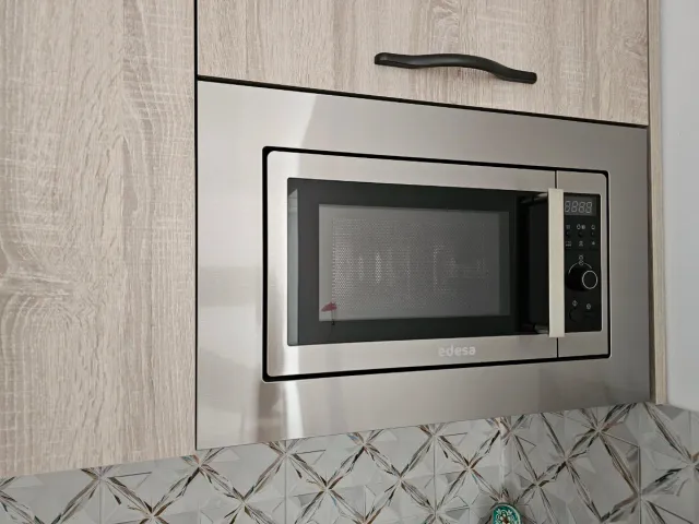 Microondas Edesa empotrable