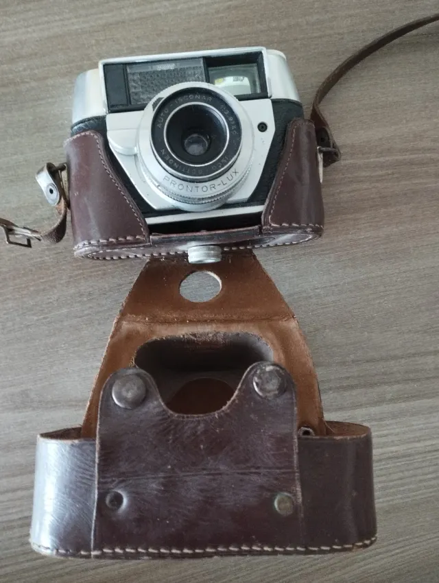 Cámara Agfa Vintage Funda Marrón