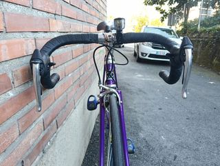 Bicicleta Colnago Morada.