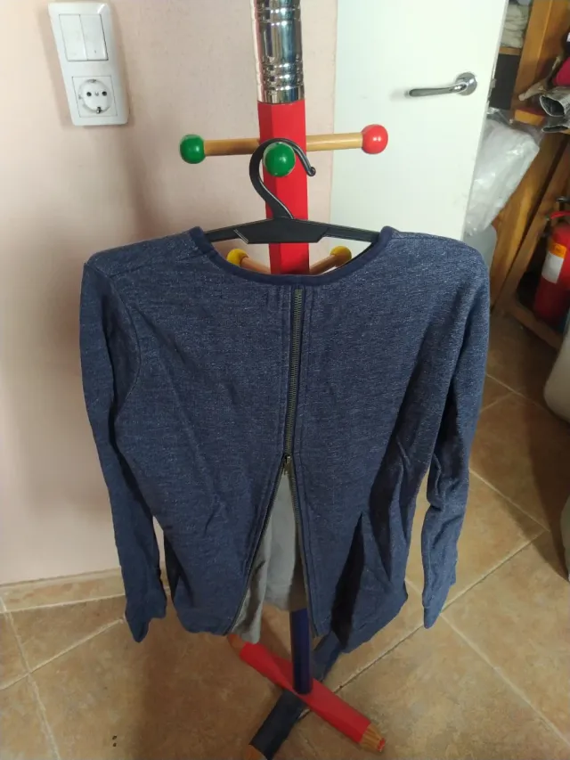 Sudadera niña azul y gris