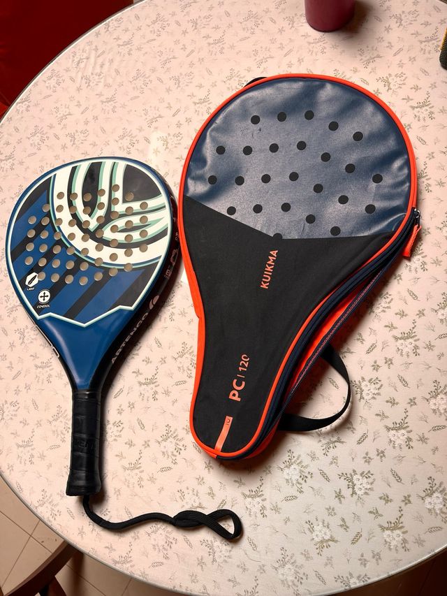 Pala de pádel con funda Kuikma