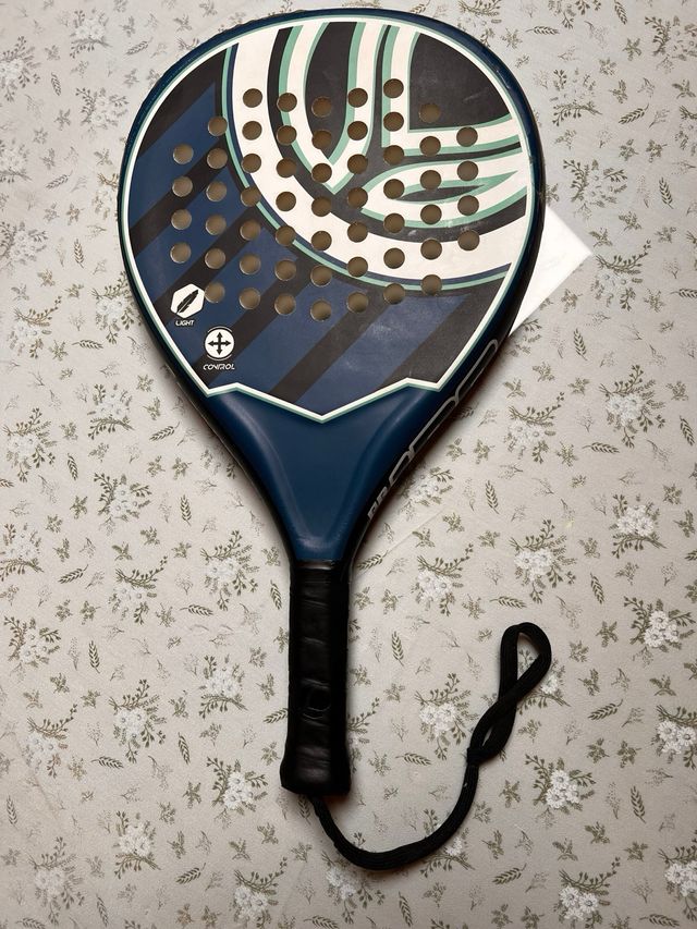 Pala de pádel con funda Kuikma