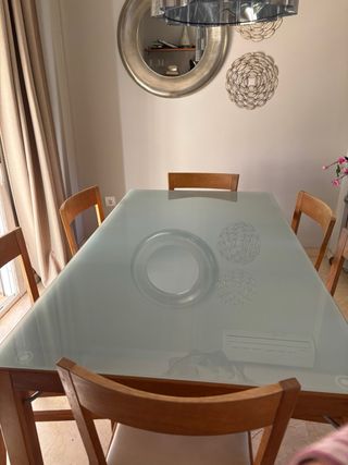 Mesa comedor madera y cristal