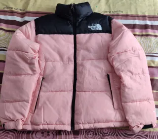 Chaqueta The North Face acolchada rosa talla M (G)