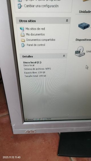 Ordenador sobremesa + monitor 17"