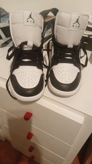 Nike Air Jordan Sneakers - Nuove