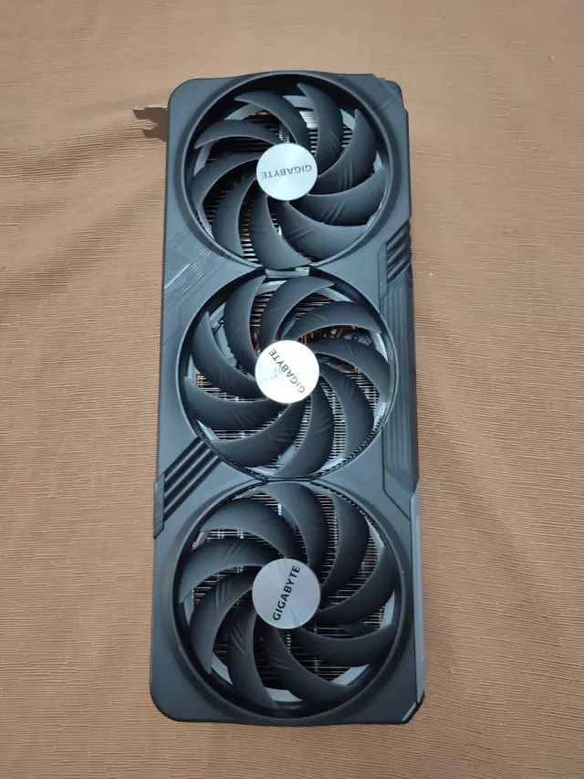 Disipador Gigabyte RTX 4090 GAMING OC