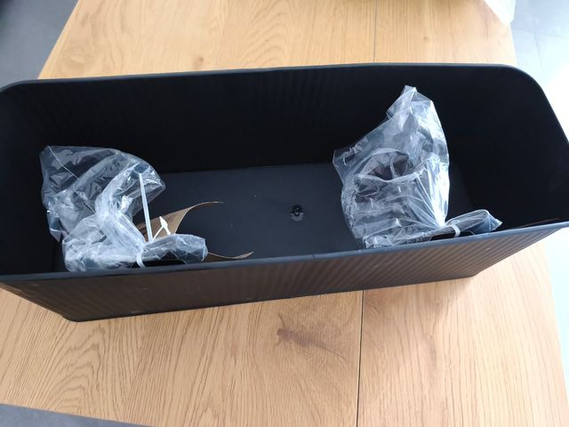 Macetero rectangular negro