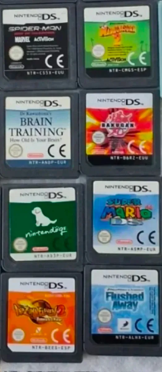 Lote 12 Juegos Nintendo DS Cuanto ofreces x todos?