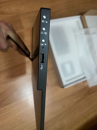 Pantalla Táctil HD LED Display 13”