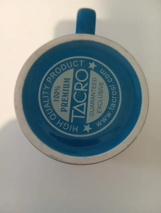 Taza cerámica azul y roja