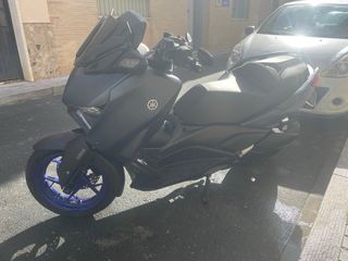 Yamaha X-MAX 300 2023