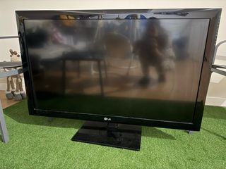 Televisión LG 42 sin Smart TV