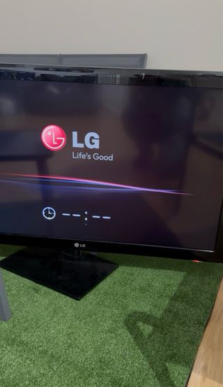 Televisión LG 42 sin Smart TV