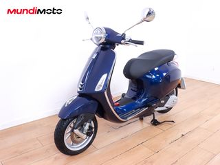 VESPA PRIMAVERA 125