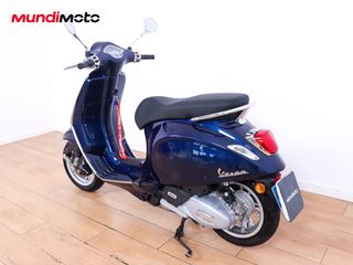 VESPA PRIMAVERA 125