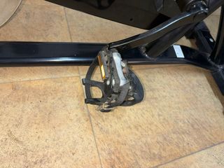 Bicicleta Estática Tentable Negra y Roja