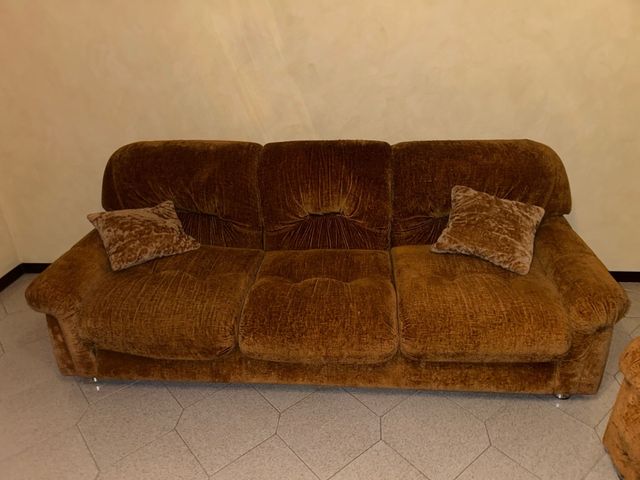 Divano e 2 poltrone vintage velluto marrone