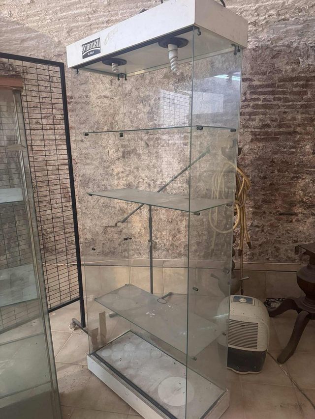 Vitrina de cristal para tienda