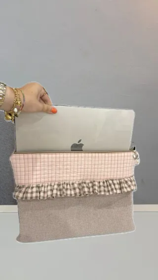 Funda ordenador hecha a mano