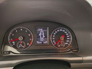 Volkswagen Touran 2015 1.2TSI TREND CON ENGANCHE