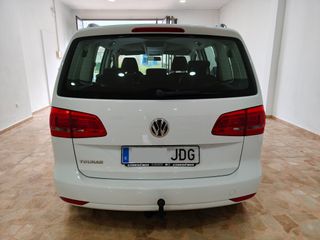 Volkswagen Touran 2015 1.2TSI TREND CON ENGANCHE