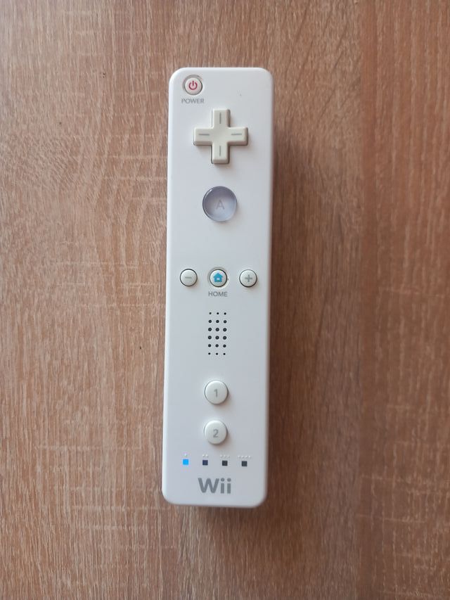 Controller Wii Nintendo con custodia e cinturino