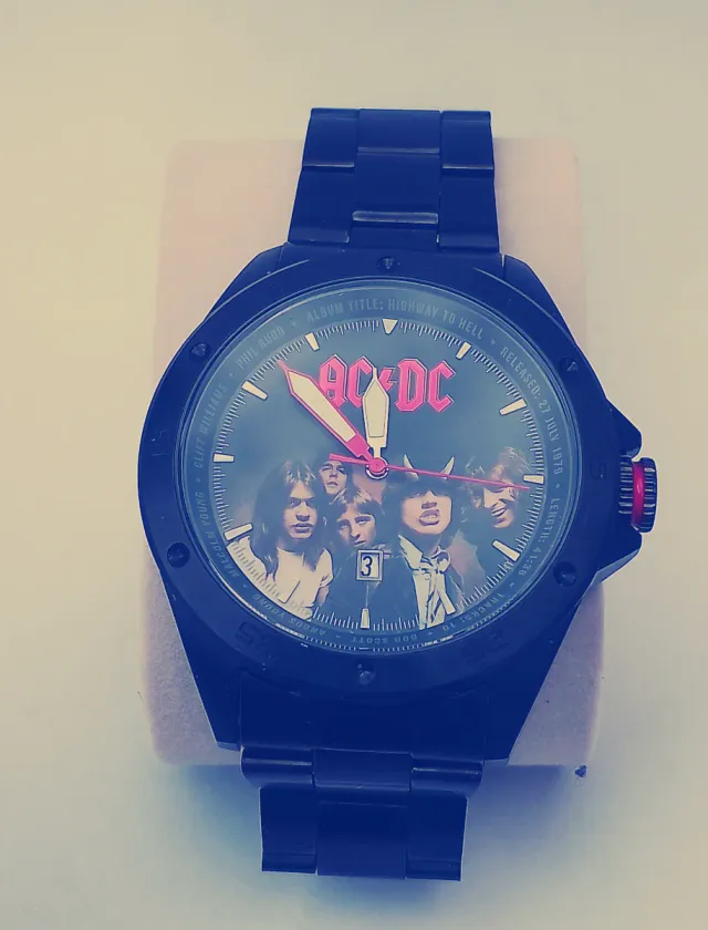Reloj de pulsera AC/DC Highway to Hell Negro