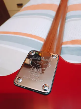 Chitarra elettrica Washburn WDD10 + Amplificatore Marshall MG