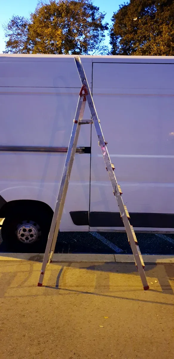 ESCALERA CON TRANSPORTE INCLUIDO