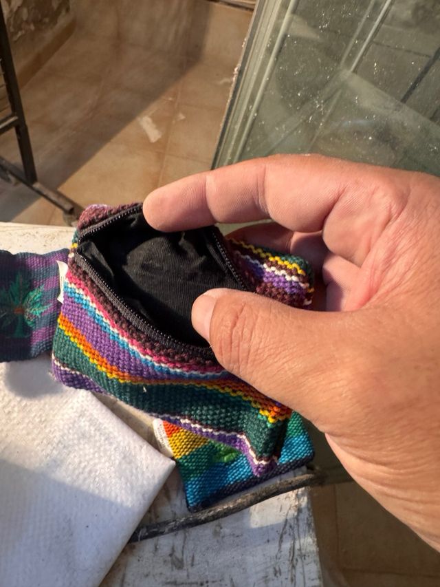 Monedero artesanal bordado diseños variados