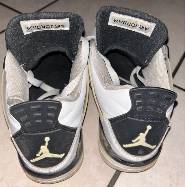 Jordan 4 Grigio Bianco