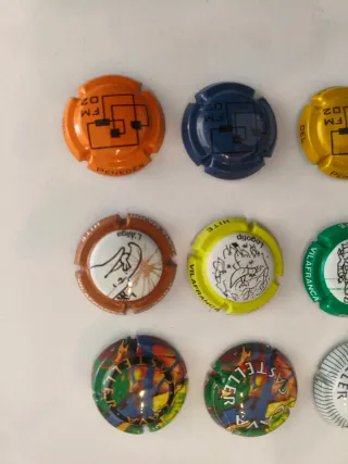 Lotes chapas cava FM y Castellers Vilafranca