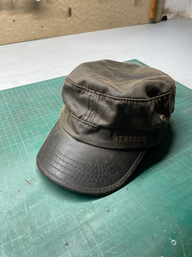 Gorra Stetson de piel