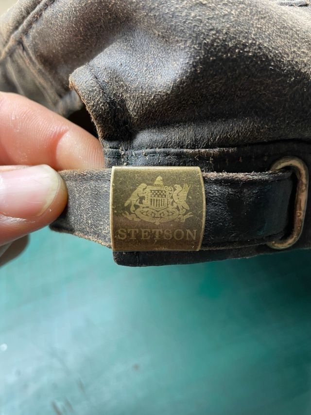 Gorra Stetson de piel