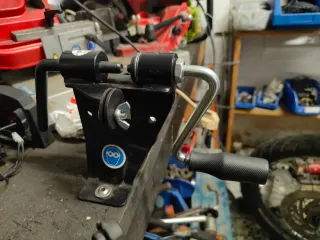 Remachadora de cadenas para motosierra