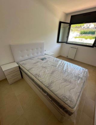 Liquidación camas canapés