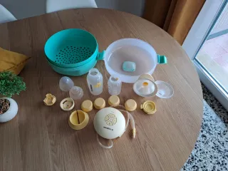Set Medela Sacaleches y Esterilizador