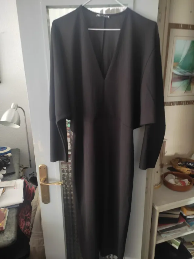 Vestido negro Zara manga japonesa talla S