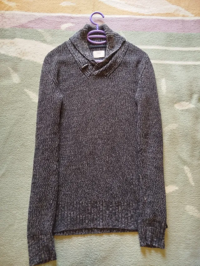 Suéter Easy Wear gris y negro