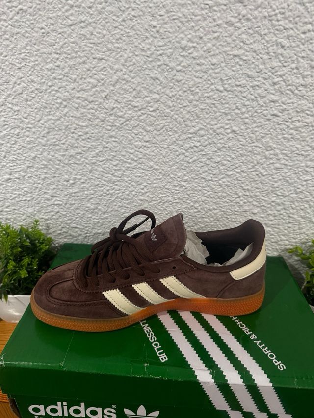 Adidas x Sporty & Rich Handball Spezial Marrón