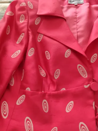 Traje 3 piezas ceremonia rosa estampado