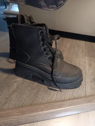 Botines negros plataforma talla 39