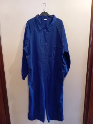 Mono de trabajo azul