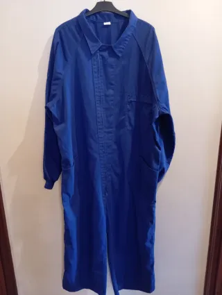 Mono de trabajo azul