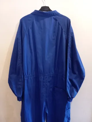 Mono de trabajo azul