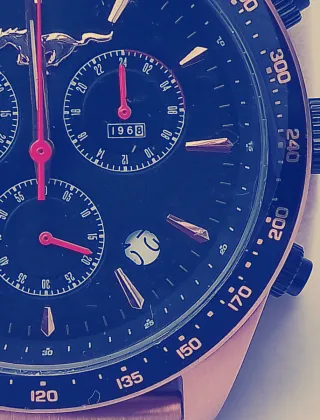 Reloj Ford Mustang Cronógrafo Negro y Dorado