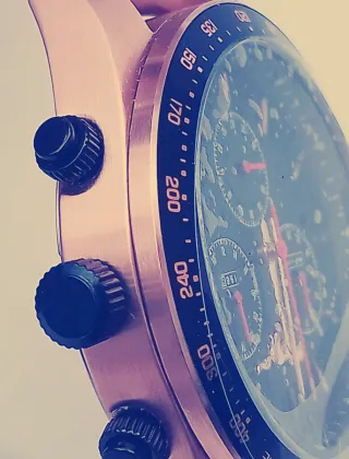 Reloj Ford Mustang Cronógrafo Negro y Dorado